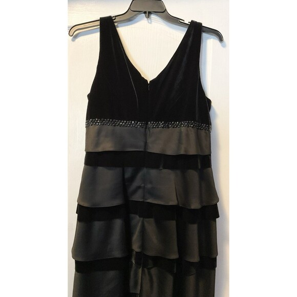 Alex Evenings Women’s Velvet Tiered Beaded V-Neck Sleeveless Midi Dress Size 16 - Picture 5 of 8